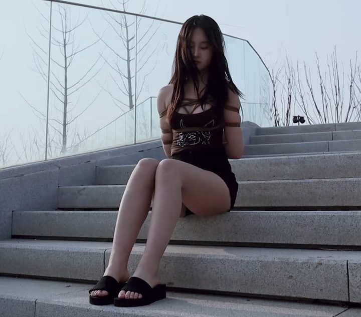 编号942 半岛束艺台_矢崎春天还是夏天？下 1V 1P_LSP爱看_PikPak云盘_资源合集_免费下载