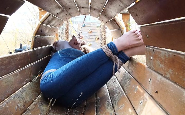 编号871 半岛束艺台_01捆绑美女 1V 1P_LSP爱看_PikPak云盘_资源合集_免费下载