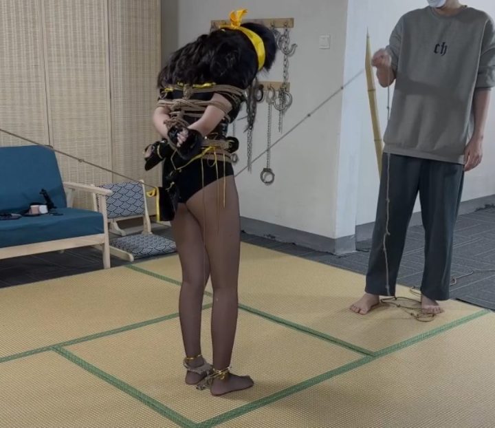 编号1837 小鹿工作室_宁红夜cos走绳 1V 1P_LSP爱看_PikPak云盘_资源合集_免费下载