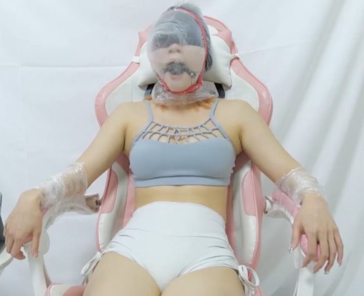 编号2228 小萌同学_小御學姐塑膠袋下的ZX骰子遊戲。计时极限倒下 1V 1P_LSP爱看_PikPak云盘_资源合集_免费下载