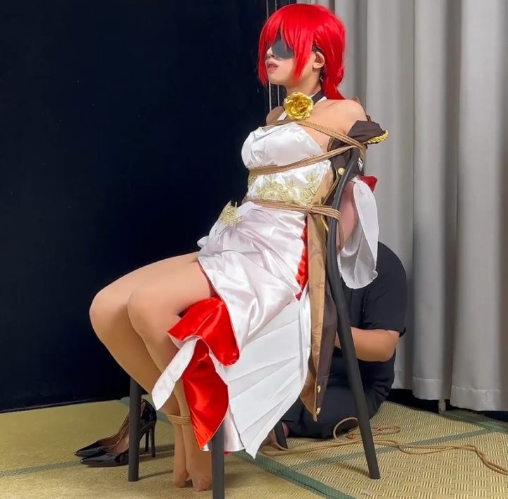 编号2889 象人定拍 工作室_小0-姬子cos，多胶带封嘴，椅缚挣扎！ 1V 1P_LSP爱看_PikPak云盘_资源合集_免费下载