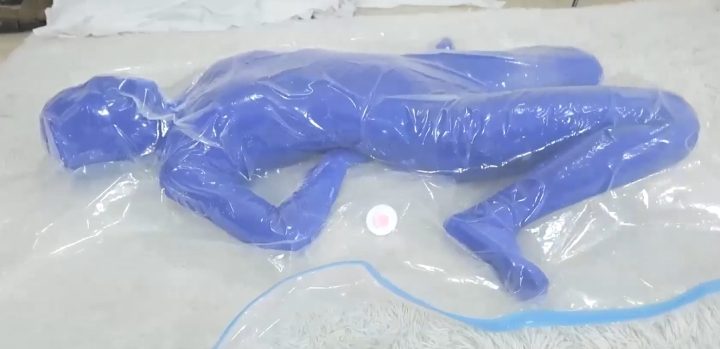 编号2155 小萌同学_蓝色全包紧身衣真空袋空肺尝试和泳帽昏迷 1V 1P_LSP爱看_PikPak云盘_资源合集_免费下载