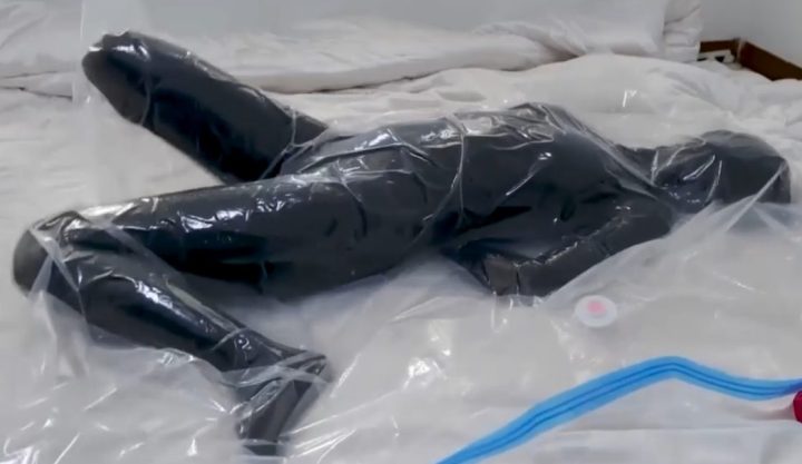 编号2194 小萌同学_小萌的zentai捆绑真空袋闷绝，绝闷状态下用玩具GC。最近极限喊叫挣扎 1V 1P_LSP爱看_PikPak云盘_资源合集_免费下载