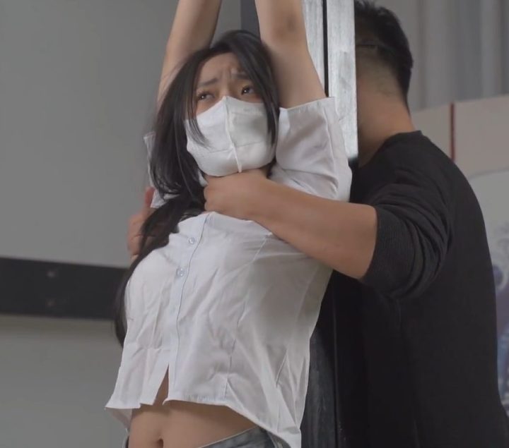 编号2805 象人定拍 工作室_沉沉-牛仔短裤柱缚td，tk+深陷内裤的绳结（10min反复走绳折磨） 1V 1P_LSP爱看_PikPak云盘_资源合集_免费下载