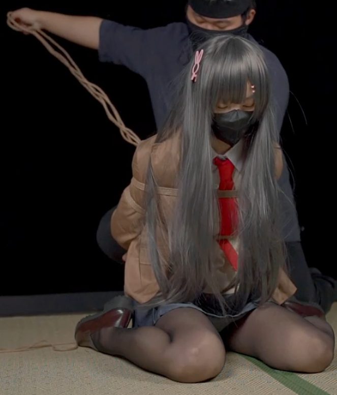 编号3046 象人原创 工作室_轻语-cos麻衣学姐！吸盘拘束TK，吊缚，折腿，股绳折磨！1小时25分钟超长。 1V 1P_LSP爱看_PikPak云盘_资源合集_免费下载