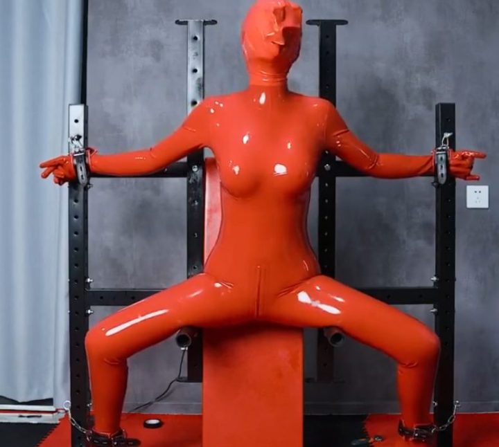 编号2140 小萌同学_红胶衣呼控捉迷藏，开腿架束缚绝闷！ 1V 1P_LSP爱看_PikPak云盘_资源合集_免费下载