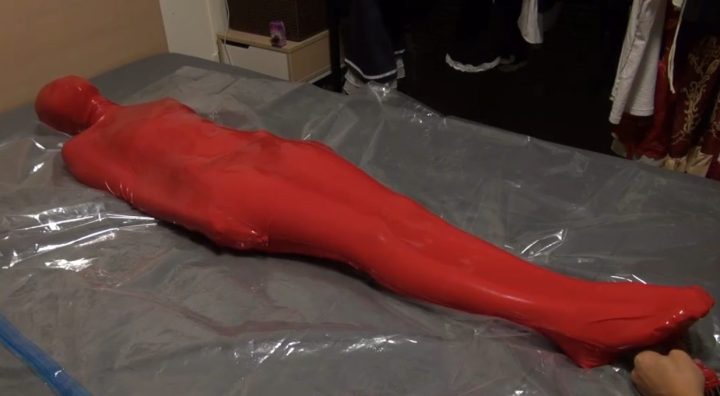 编号2523 闪闪工作室_真空系列三连 1V 1P_LSP爱看_PikPak云盘_资源合集_免费下载