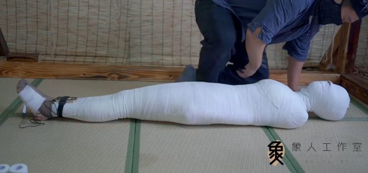 编号3072 象人原创 工作室_小0-保鲜膜+绷带全包+郊狼虐足+嘟嘴放置。 1V 1P_LSP爱看_PikPak云盘_资源合集_免费下载