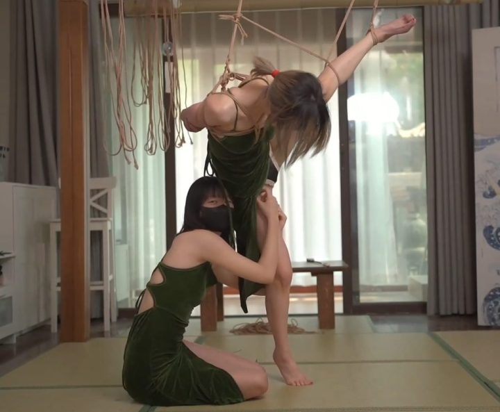 编号3043 象人原创 工作室_轻语&嗷嗷-女调女，同款高叉旗袍，赤腿高跟。谨慎购买！ 1V 1P_LSP爱看_PikPak云盘_资源合集_免费下载