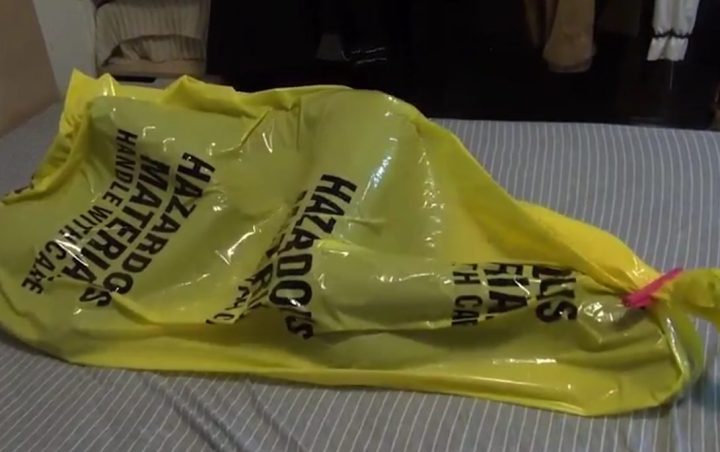 编号2445 闪闪工作室_Zentai 双层全包紧身衣 黑压压+人鱼姬+泳装 拘束×窒息×玩弄 1V 1P_LSP爱看_PikPak云盘_资源合集_免费下载