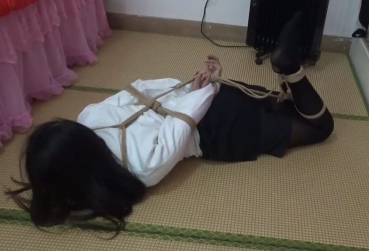 编号3209 佳怡工作室_【佳怡】 魔法自动紧缚繩 自己把自己坑惨的黑丝妹子 1V 1P_LSP爱看_PikPak云盘_资源合集_免费下载