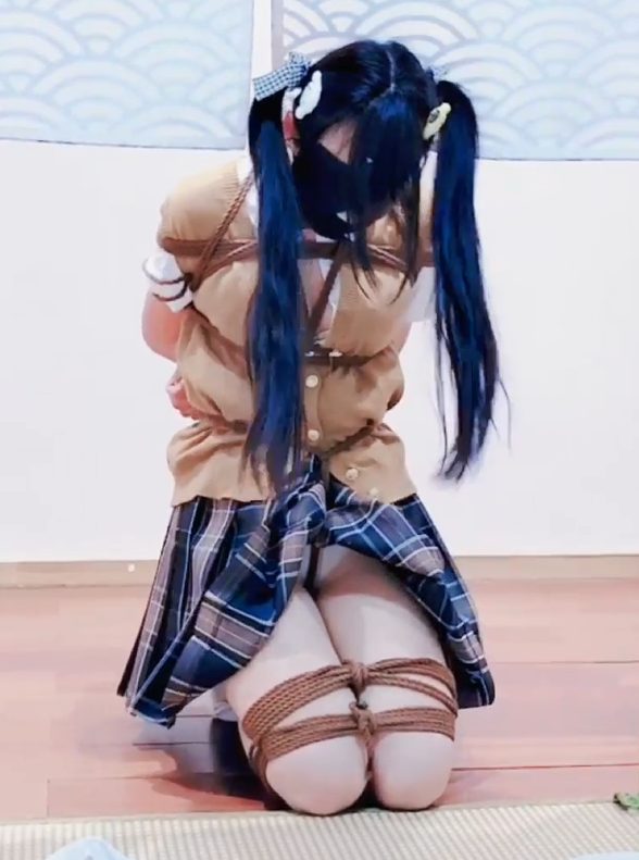 编号2572 窒物者_经典高强度玩具-调教-拘束-捆绑 44_1V 1P_LSP爱看_PikPak云盘_资源合集_免费下载