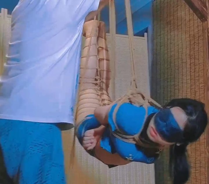 编号2720 象人定拍 工作室_02小0-蛇缚倒吊记录 1V 1P_LSP爱看_PikPak云盘_资源合集_免费下载