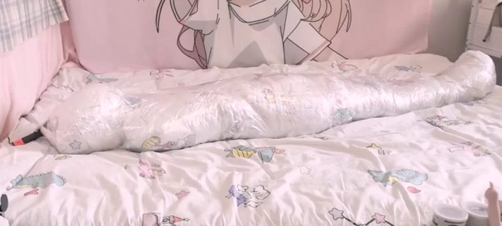 编号2515 闪闪工作室_温度MAX 紧蜜的棉被保鲜膜木乃伊 1V 1P_LSP爱看_PikPak云盘_资源合集_免费下载