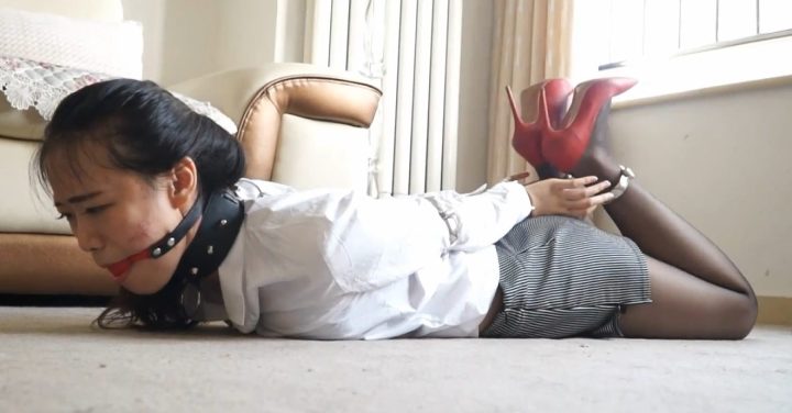 编号2303 逍遥工作室_捆绑束缚调教 6_1V 1P_LSP爱看_PikPak云盘_资源合集_免费下载