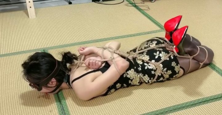 编号1783 小鹿工作室_后高手分腿驷马玩具墙高+强制TK 1V 1P_LSP爱看_PikPak云盘_资源合集_免费下载