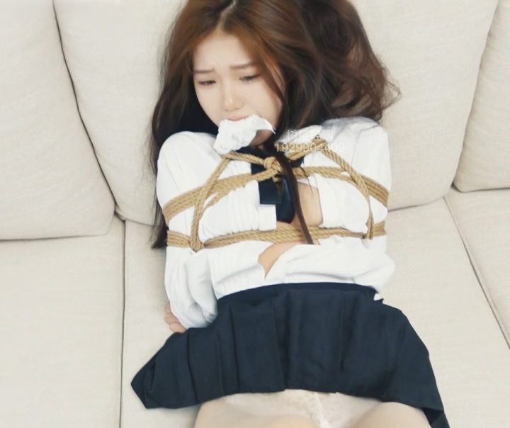 编号3167 树屋轻调灵灵_先迷玩足Jiao，再捆绑强高，内容很多，详情看预览，垂涎已久的女同事灵灵到家作客，肉丝学生装，下Yao迷晕，第一次很小心翼翼，玩弄丝袜脚，足Jiao，但是并没有满足 1V 1P_LSP爱看_PikPak云盘_资源合集_免费下载